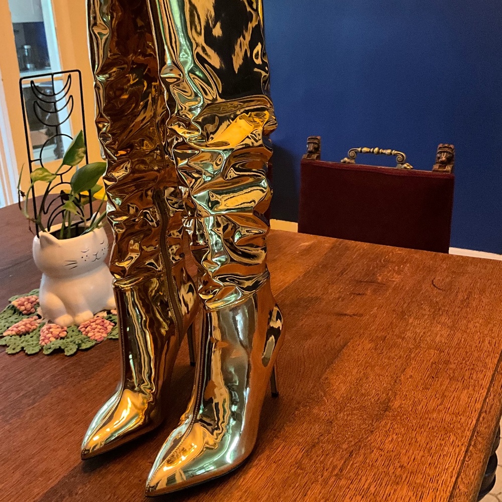 INC Gold Metallic Thigh-High Stiletto Boots – Showstopping Glam! Size 6.5